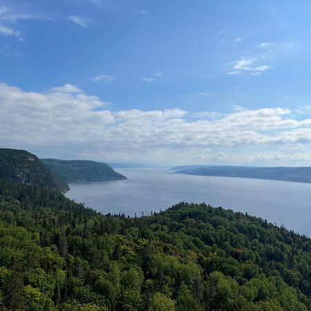 Magical Loft : Breathtaking View & Cozy Fireplace Chicoutimi エクステリア 写真