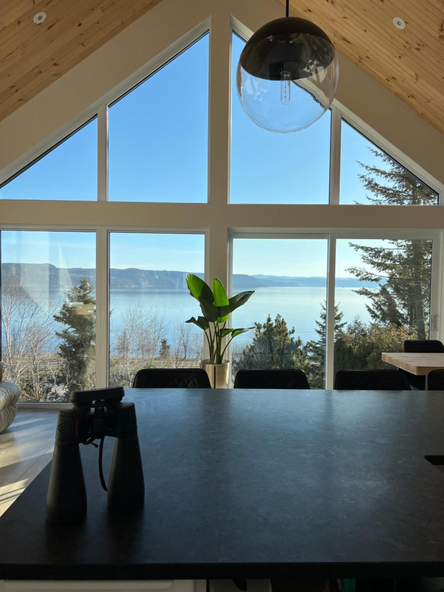 Magical Loft : Breathtaking View & Cozy Fireplace Chicoutimi エクステリア 写真