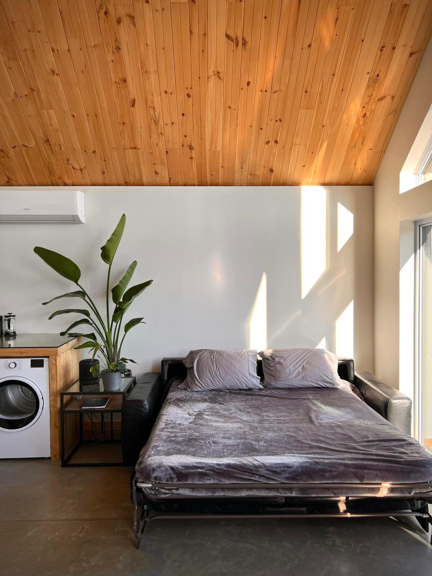 Magical Loft : Breathtaking View & Cozy Fireplace Chicoutimi エクステリア 写真