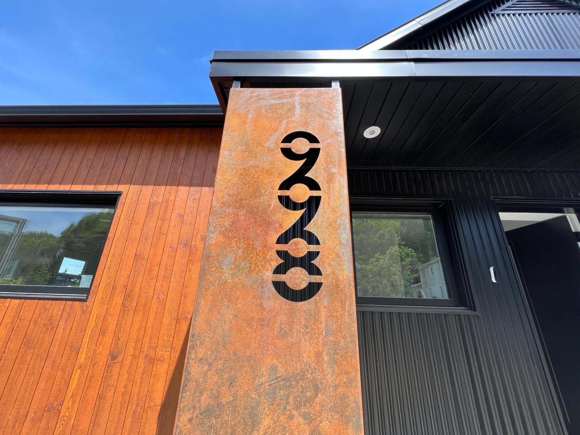 Magical Loft : Breathtaking View & Cozy Fireplace Chicoutimi エクステリア 写真