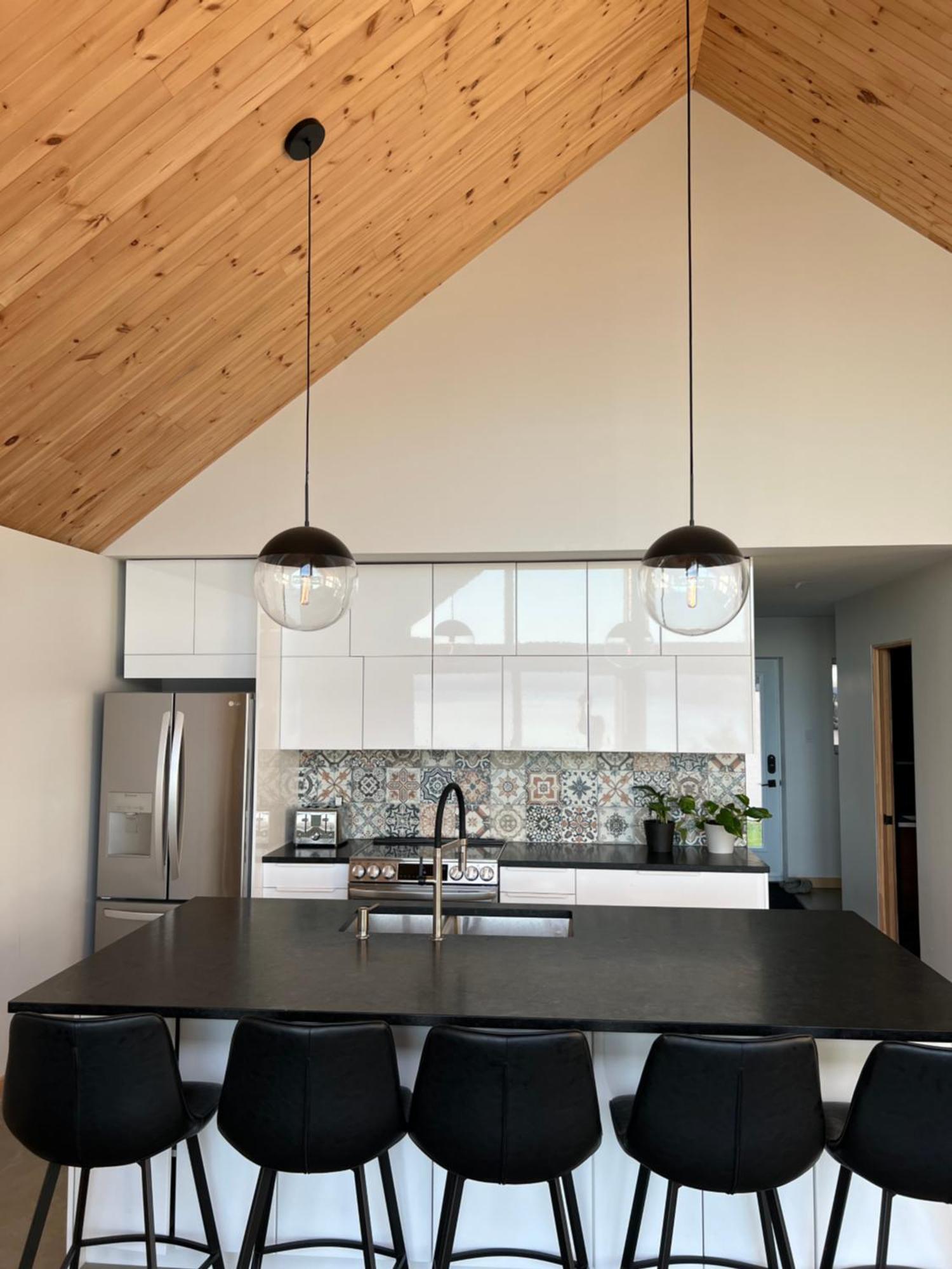 Magical Loft : Breathtaking View & Cozy Fireplace Chicoutimi エクステリア 写真