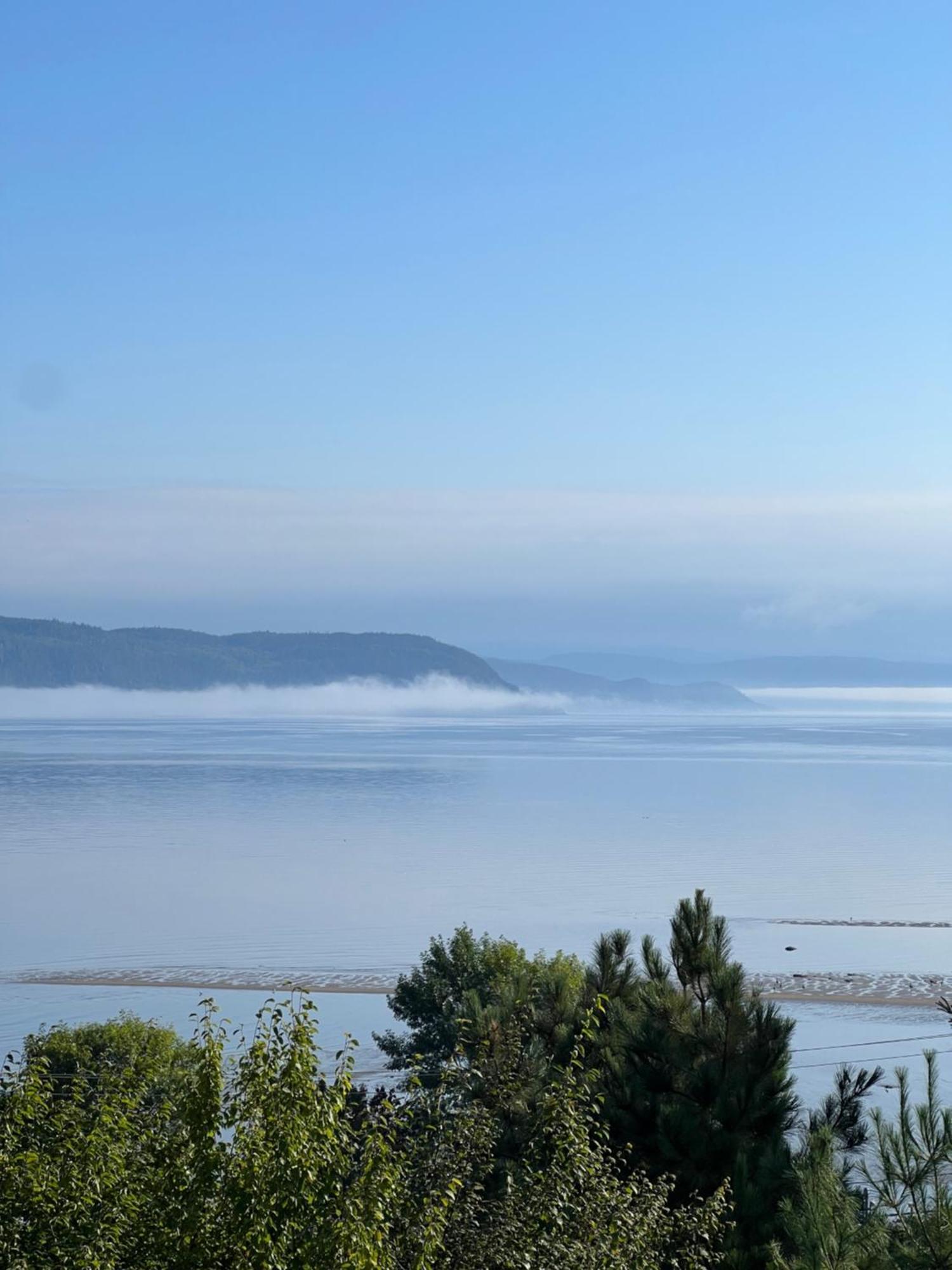 Magical Loft : Breathtaking View & Cozy Fireplace Chicoutimi エクステリア 写真