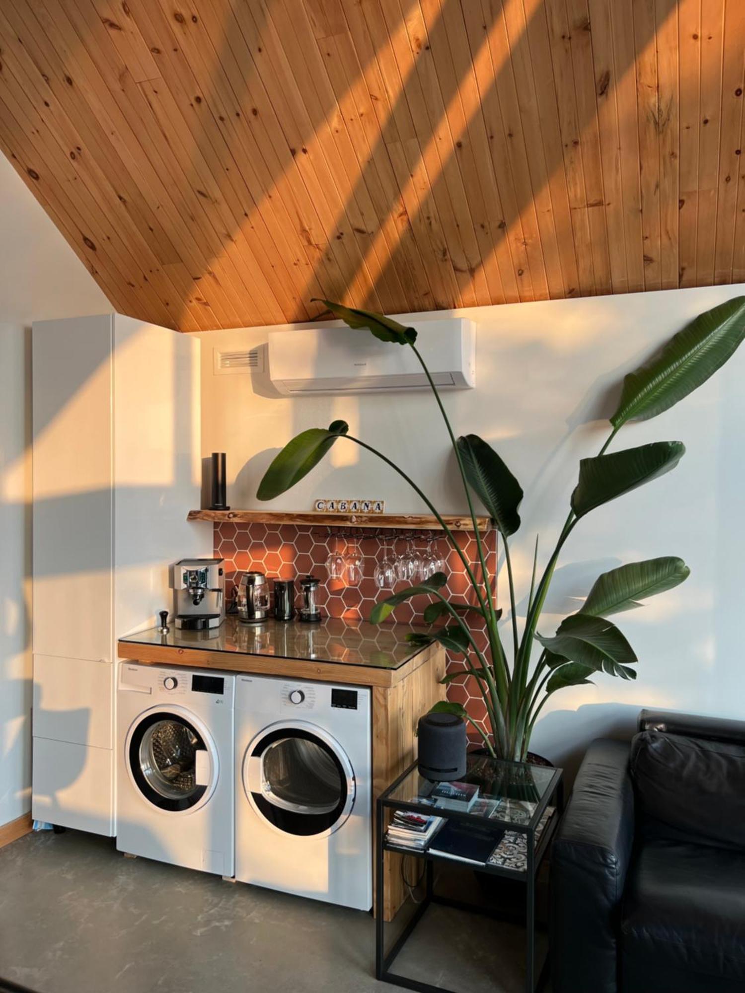 Magical Loft : Breathtaking View & Cozy Fireplace Chicoutimi エクステリア 写真