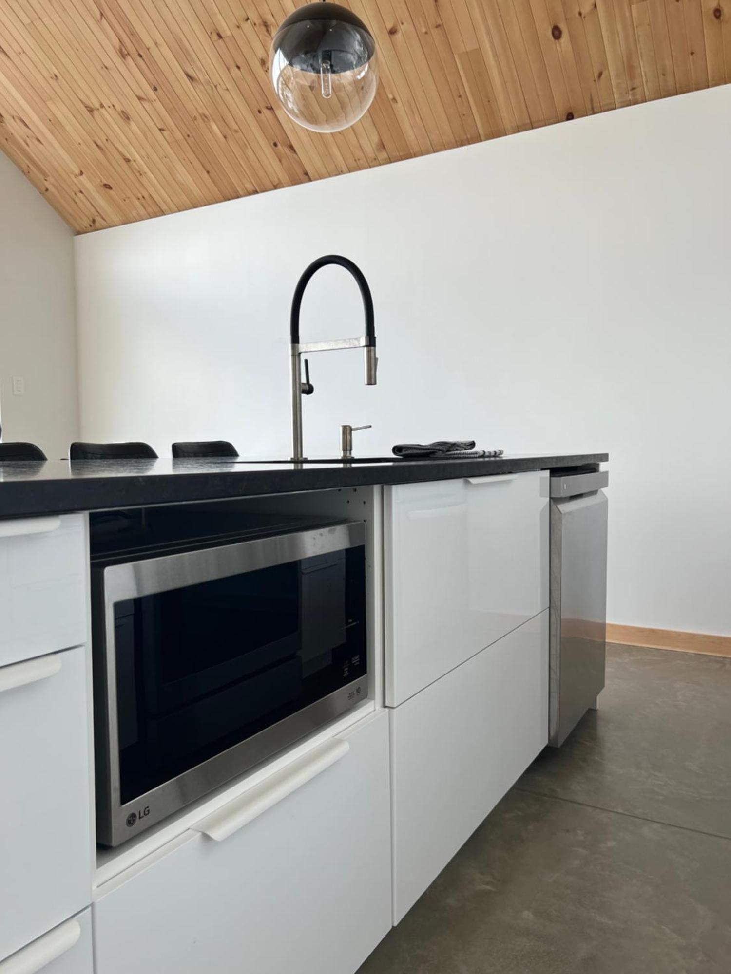Magical Loft : Breathtaking View & Cozy Fireplace Chicoutimi エクステリア 写真