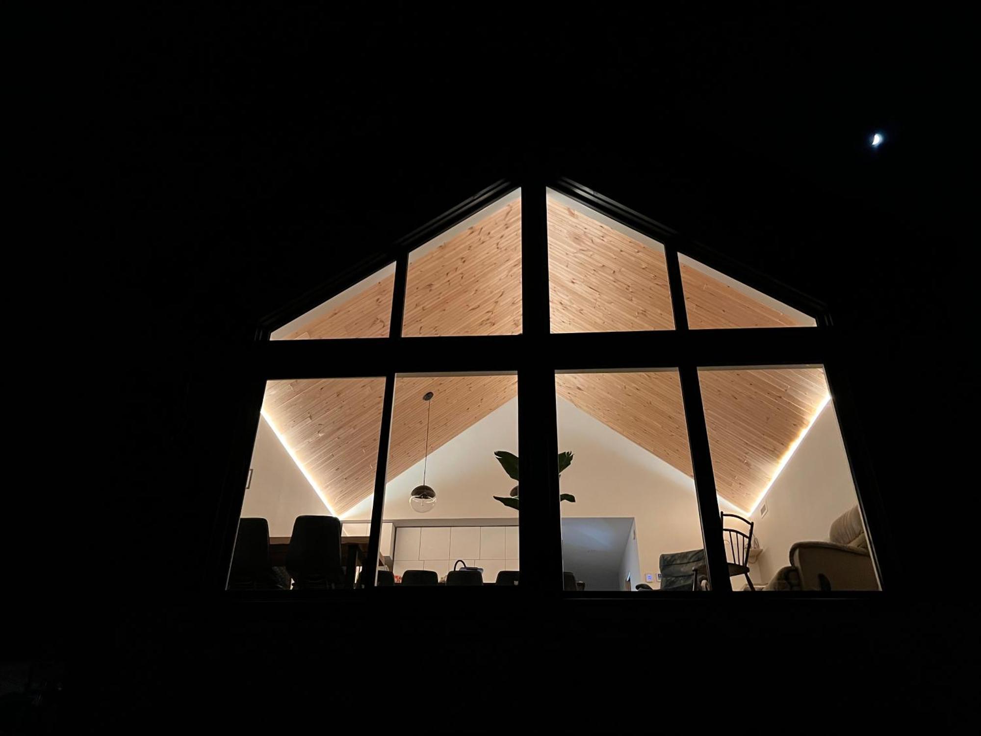 Magical Loft : Breathtaking View & Cozy Fireplace Chicoutimi エクステリア 写真